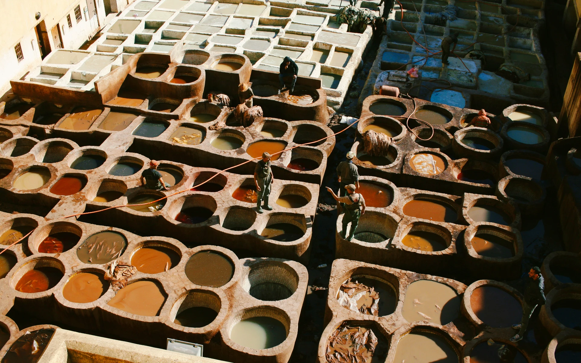 5-Day Sahara Desert Tour from Tangier: Chefchaouen, Fes, Merzouga & Marrakech